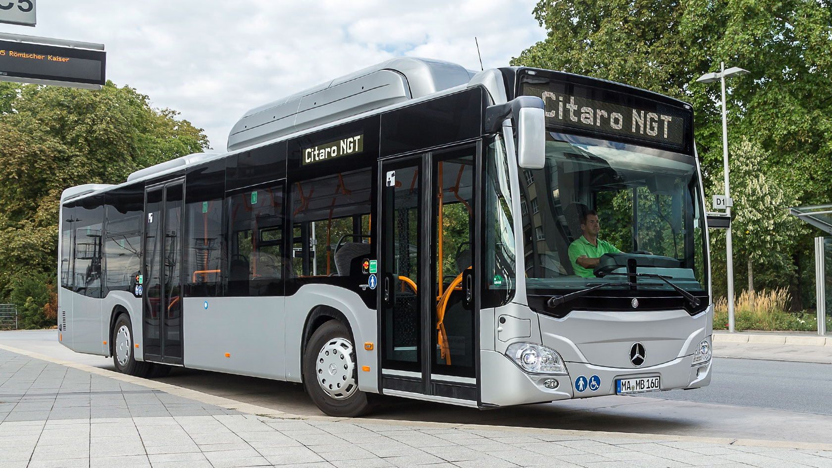 Filing tuning di alta qualità Mercedes-Benz Citaro  11.96L R6 354hp