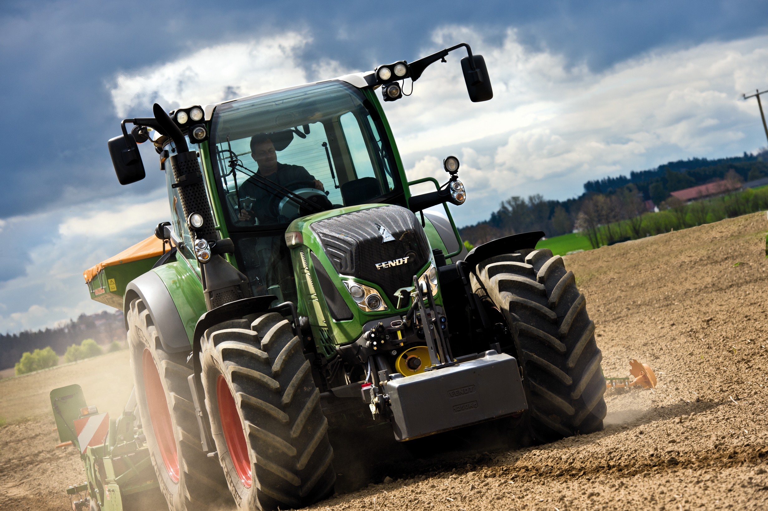 Filing tuning di alta qualità Fendt Tractor 500 series 512 VARIO 4.0 V4 110hp