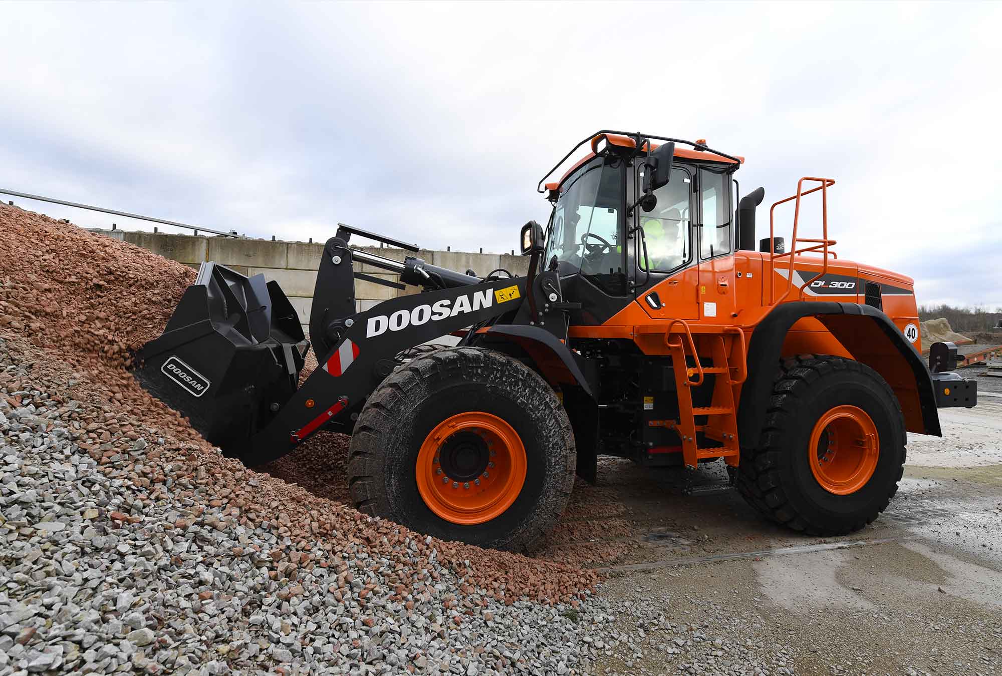 Filing tuning di alta qualità Doosan Wheel Loader DL300-3 9.3 V5 271hp