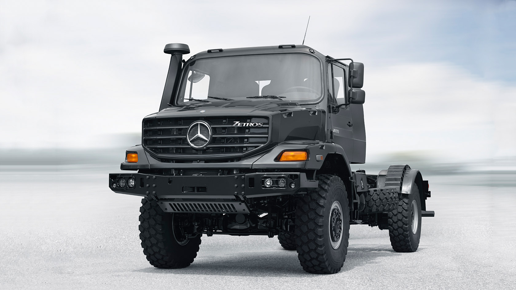 Filing tuning di alta qualità Mercedes-Benz Zetros 1833 7.20L R6 326hp