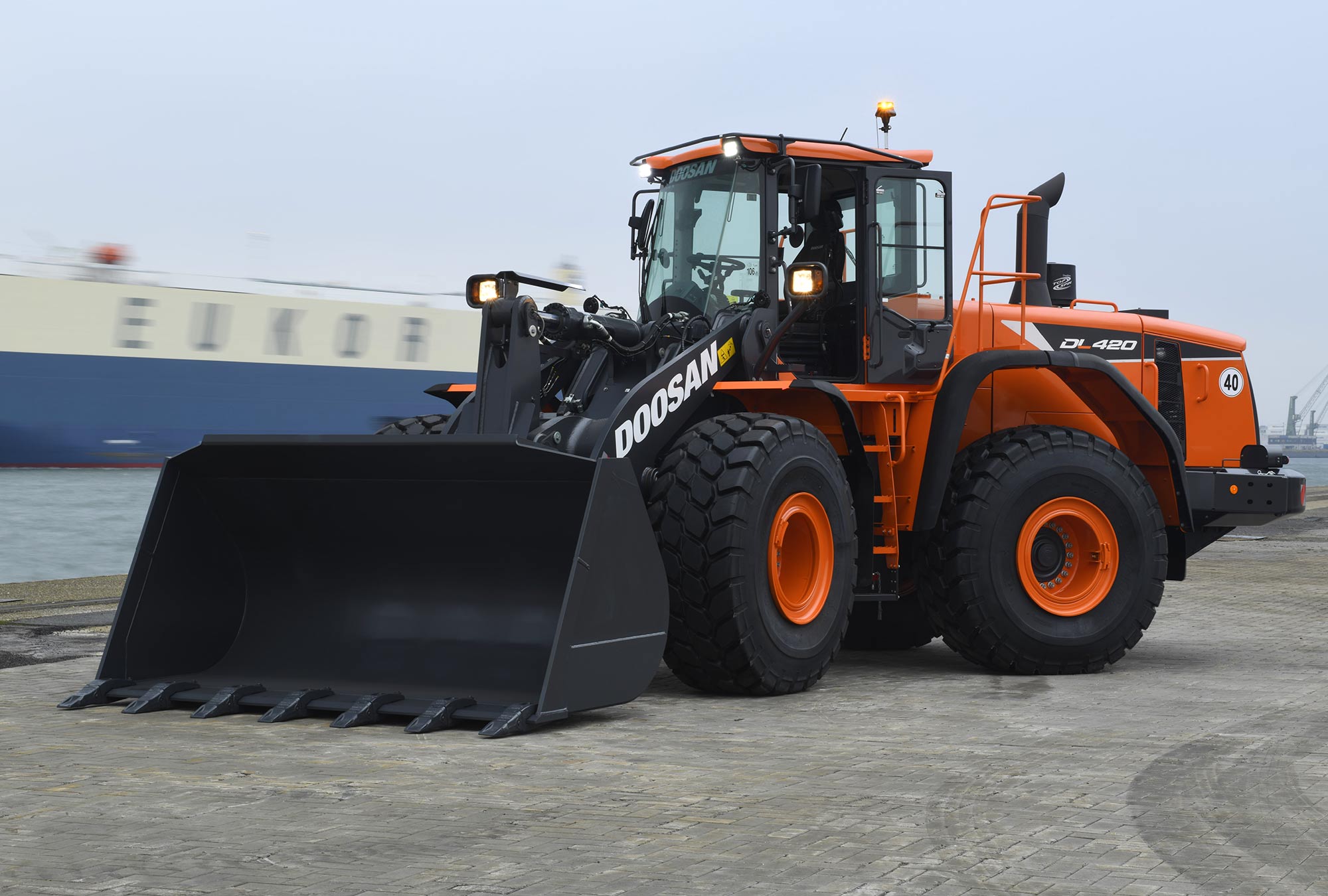 Filing tuning di alta qualità Doosan Wheel Loader DL420-3 12.7 V6 354hp