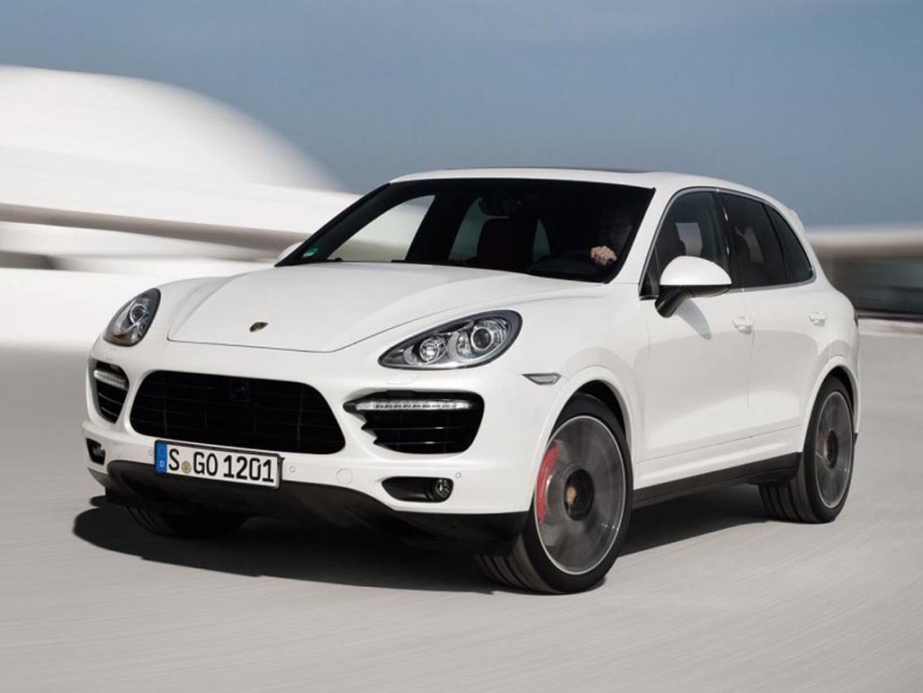 Filing tuning di alta qualità Porsche Cayenne 4.2 V8 TDI 385hp