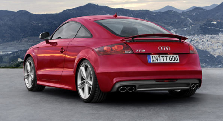 Filing tuning di alta qualità Audi TT S 2.0 TFSI 272hp