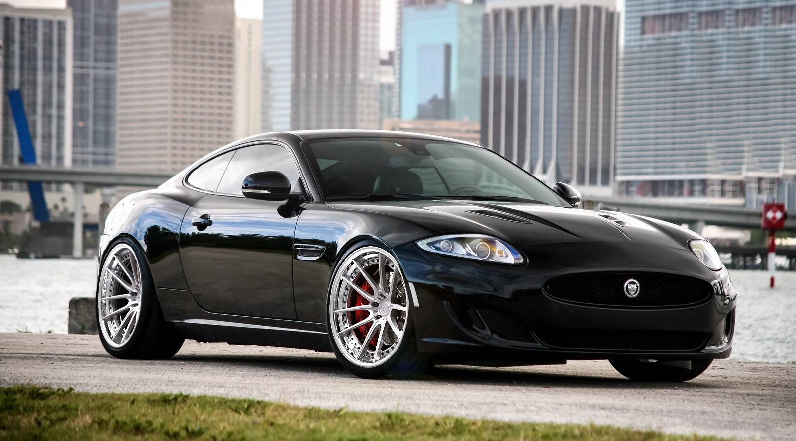 Jaguar XKR 4.2 V8 Supercharged 416hp | Fichiers Tuning 