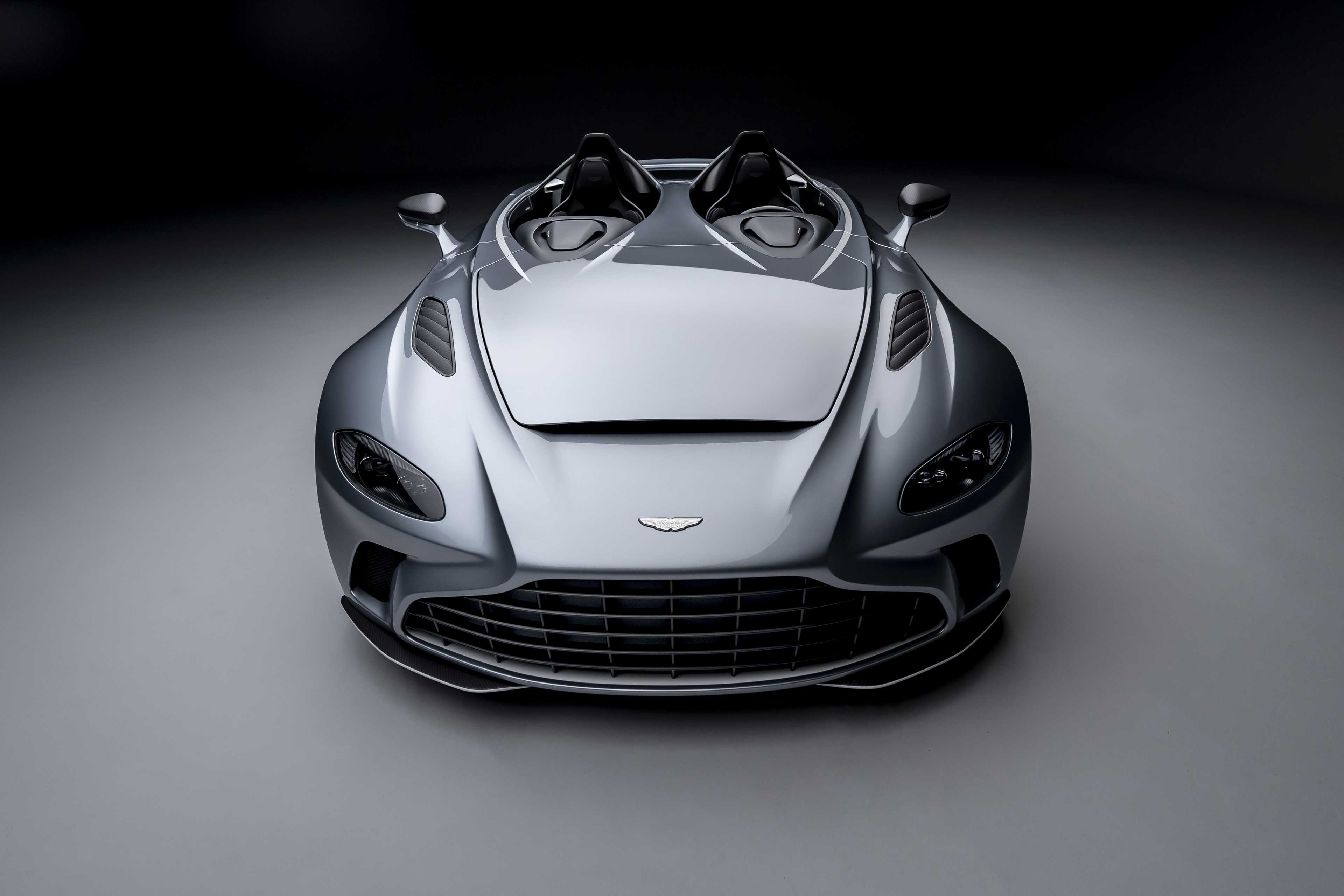 Reprogramiranje vozila Aston Martin V12 Speedster 5.2 V12  700