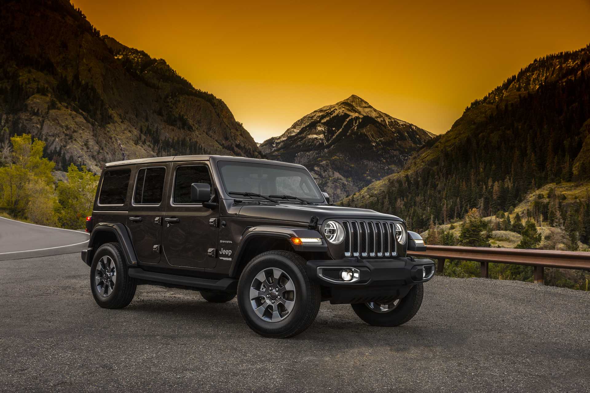 Filing tuning di alta qualità Jeep Wrangler 2.0T 4Xe 380hp