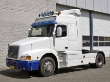 高品質チューニングファイル Volvo NH 12 380 12.1L I6 381hp