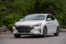 Yüksek kaliteli ayarlama fil Hyundai Elantra 2.0 MPI 150hp