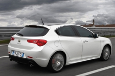 Hochwertige Tuning Fil Alfa Romeo Giulietta 1.4 Turbo 120hp